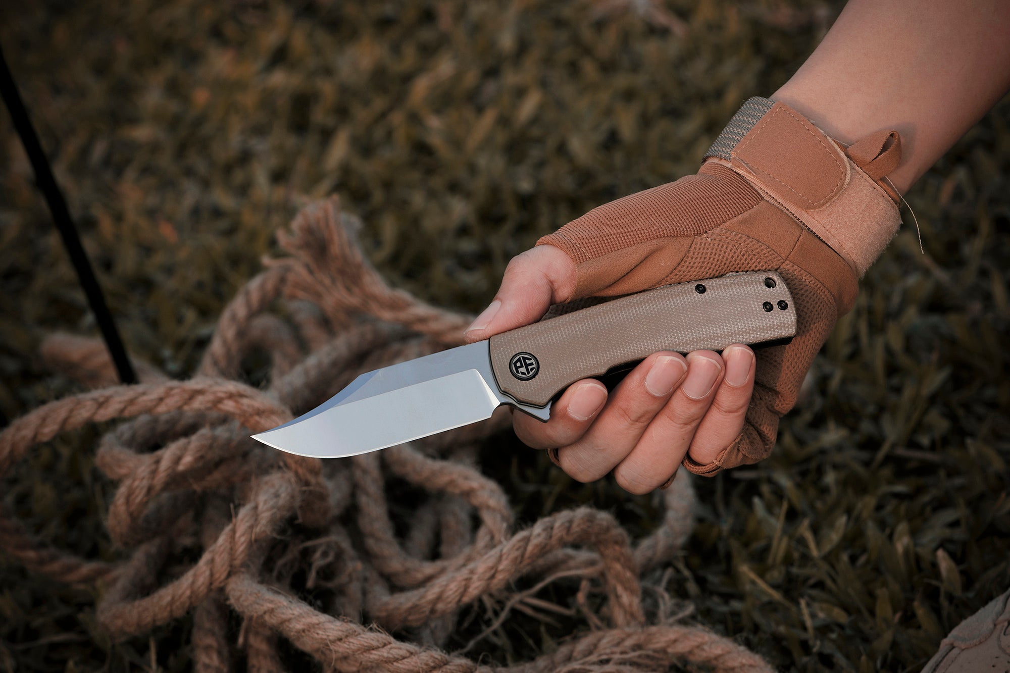 Petrified Fish PFP03 Victor ,3.58" K110 Satin Blade,140g Micarta Handle Flipper Liner lock Folding knife